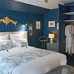 Le Boudoir 3* تروي