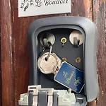 Le Boudoir